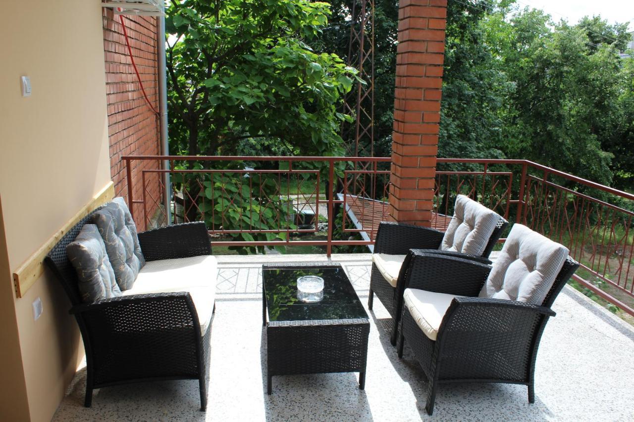 M Apartment Vrsac Eksteriør bilde
