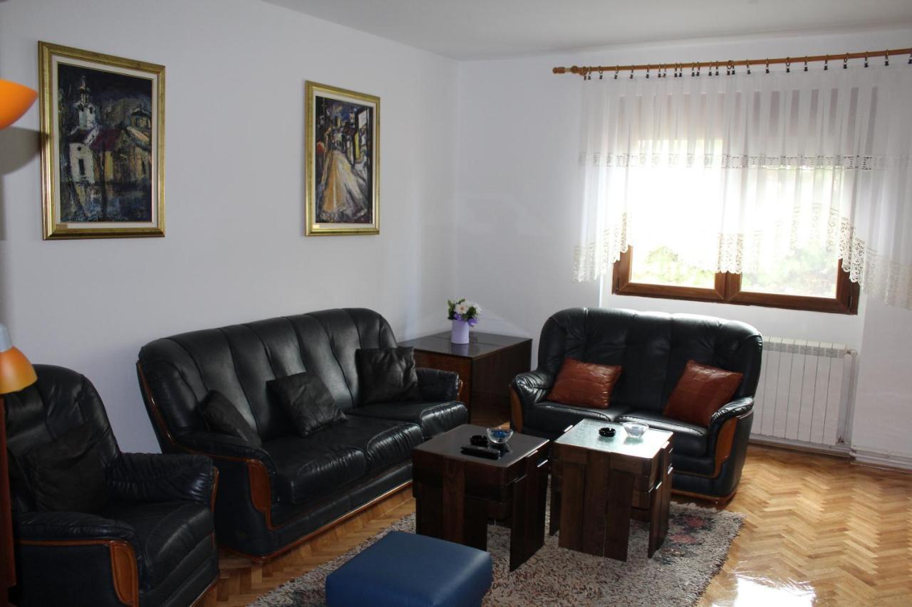 M Apartment Vrsac Eksteriør bilde