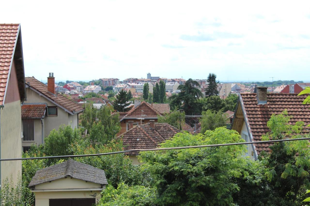 M Apartment Vrsac Eksteriør bilde